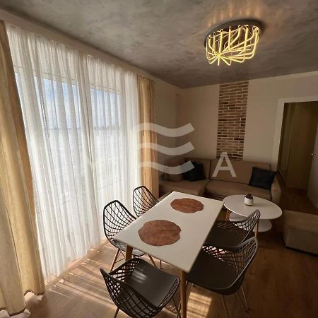 Yacht Club 573 Appartement Durrës Buitenkant foto