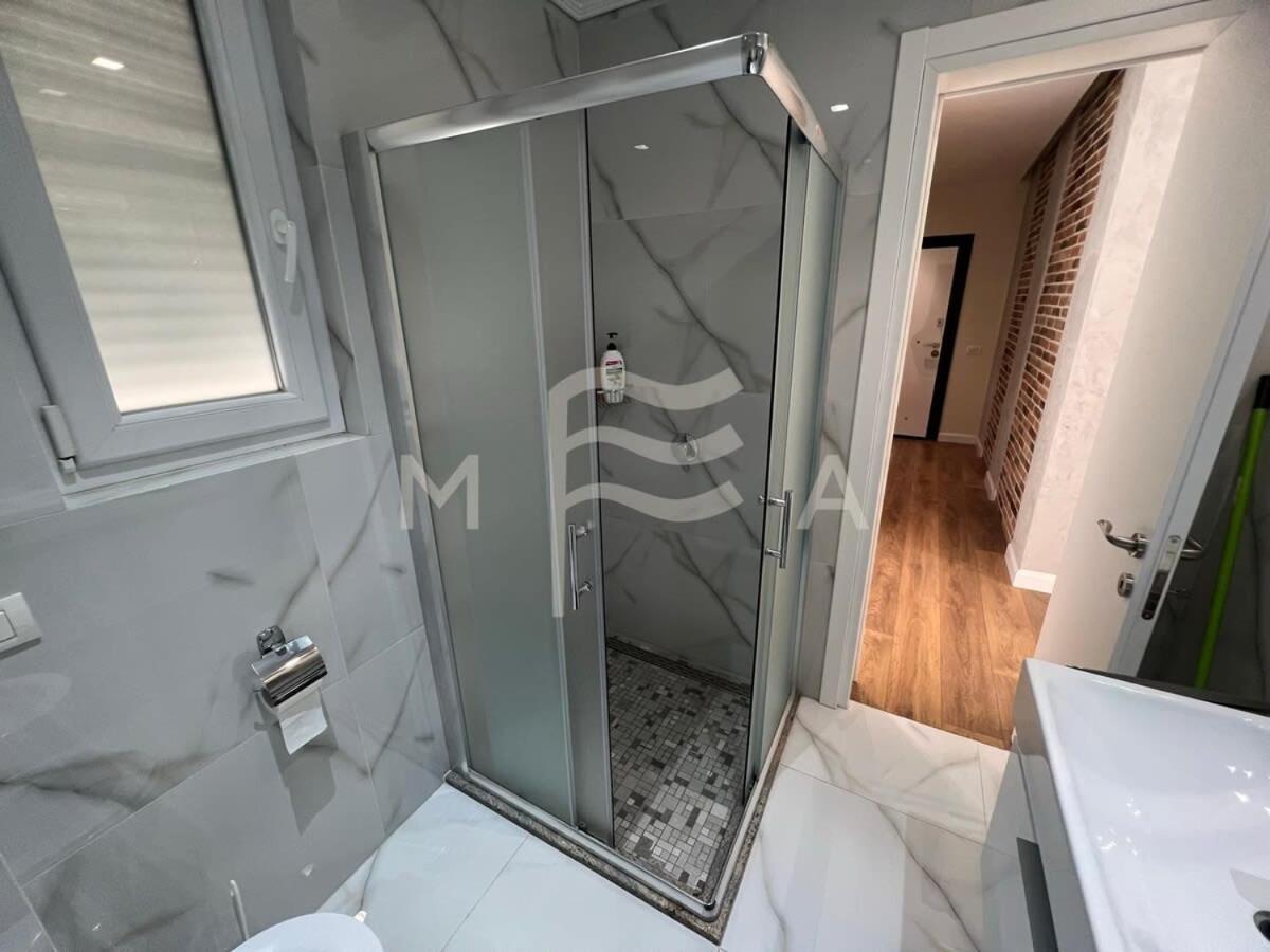 Yacht Club 573 Appartement Durrës Buitenkant foto